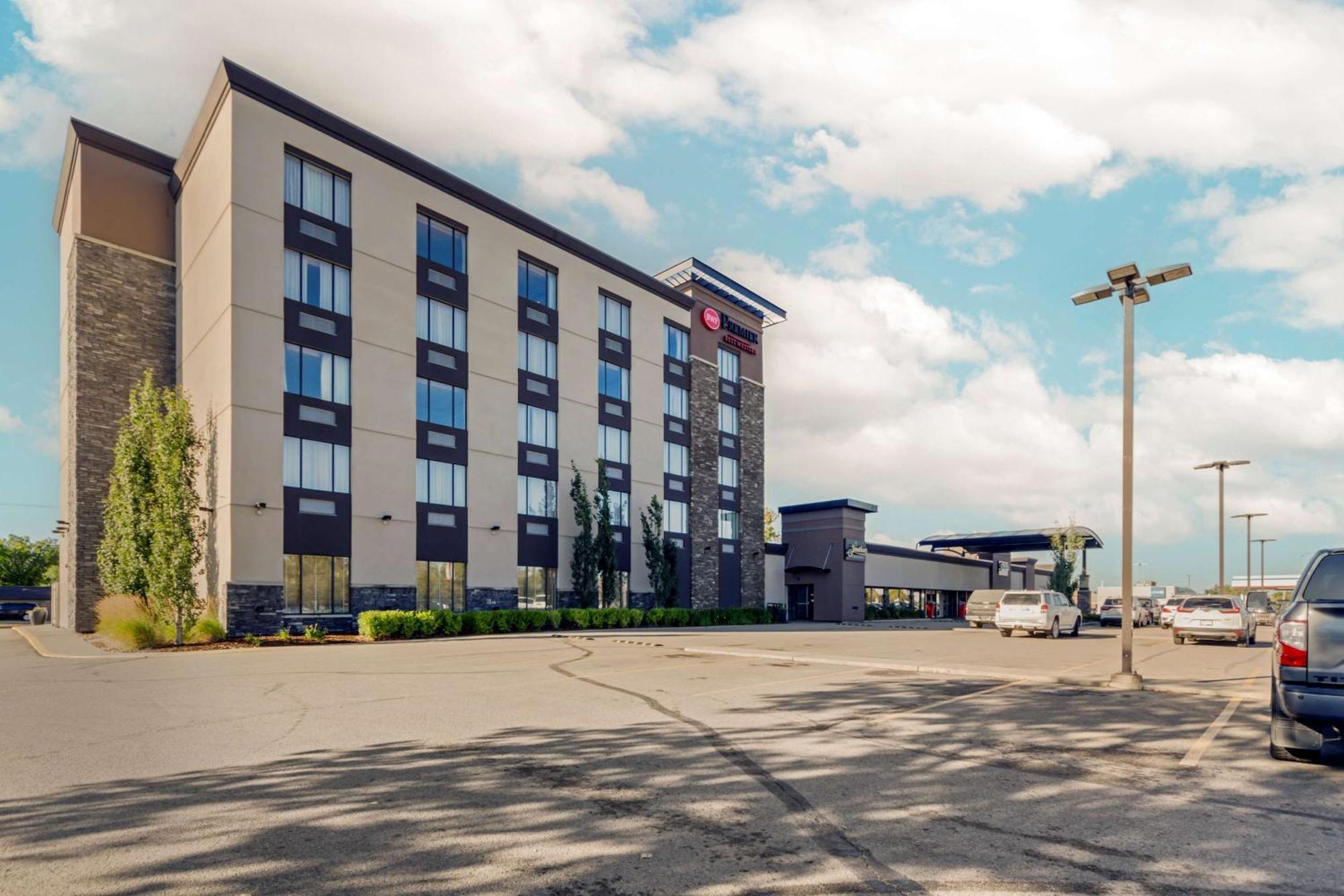 Best Western Premier Denham Inn&Suites Leduc Exterior foto